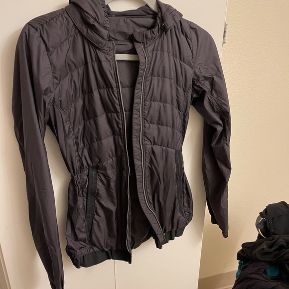 lululemon athletica Jackets & Blazers - Lululemon jacket size 4